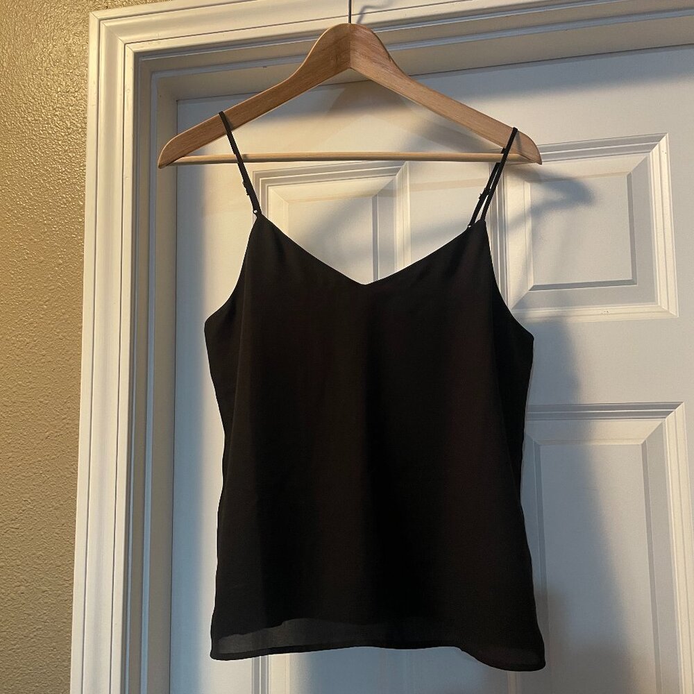 Banana Republic Black Camisole – Size XS, Sleek & Versatile